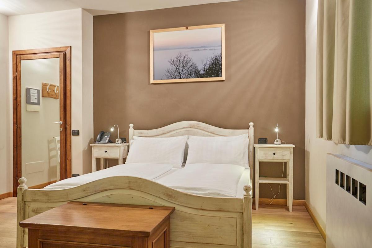 Agriturismo Alba Del Borgo フィデンツァ エクステリア 写真
