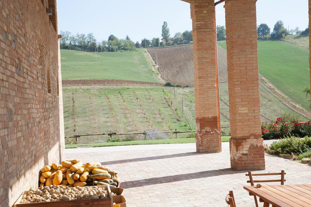 Agriturismo Alba Del Borgo フィデンツァ エクステリア 写真